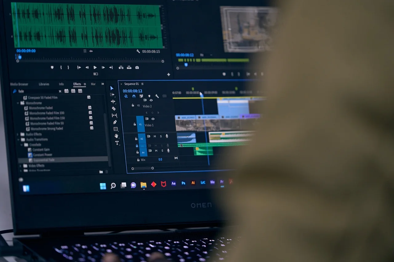 Laptopuri de top pentru editare foto și video: Recomandările experților